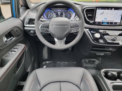 2027 Chrysler Pacifica PACIFICA SELECT AWD