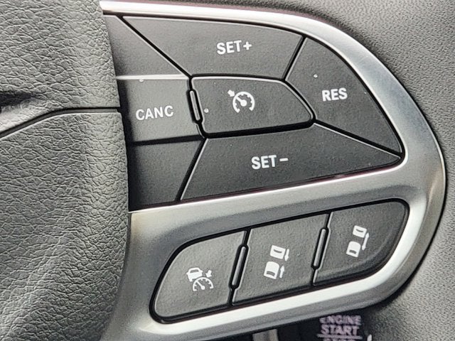 2027 Chrysler Pacifica PACIFICA SELECT AWD
