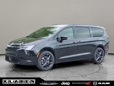 2027 Chrysler Pacifica PACIFICA LIMITED AWD