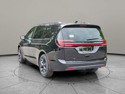 2027 Chrysler Pacifica PACIFICA LIMITED AWD