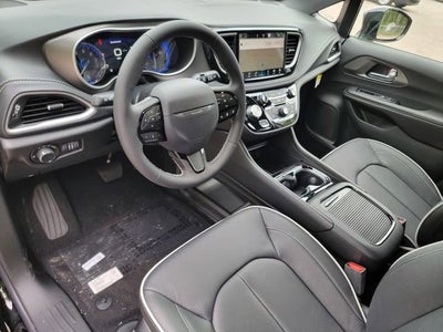2027 Chrysler Pacifica PACIFICA LIMITED AWD