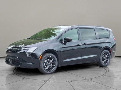 2027 Chrysler Pacifica PACIFICA LIMITED AWD