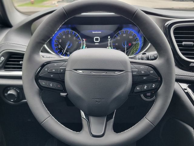 2027 Chrysler Pacifica PACIFICA LIMITED AWD