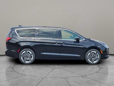 2027 Chrysler Pacifica PACIFICA LIMITED AWD