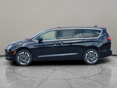 2027 Chrysler Pacifica PACIFICA LIMITED AWD