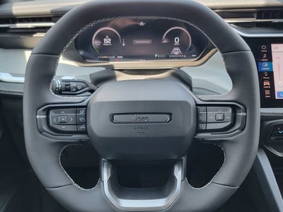 2026 Jeep Cherokee CHEROKEE LAREDO 4X4