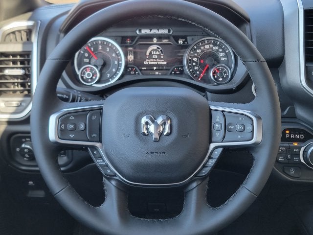 2027 RAM Ram 1500 RAM 1500 BIG HORN CREW CAB 4X4 5'7' BOX