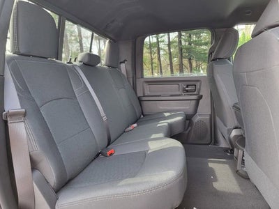 2026 RAM Ram 2500 RAM 2500 BLACK EXPRESS CREW CAB 4X4 6'4' BOX