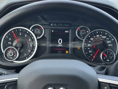 2026 RAM Ram 2500 RAM 2500 BLACK EXPRESS CREW CAB 4X4 6'4' BOX