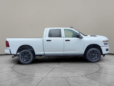 2026 RAM Ram 2500 RAM 2500 BLACK EXPRESS CREW CAB 4X4 6'4' BOX