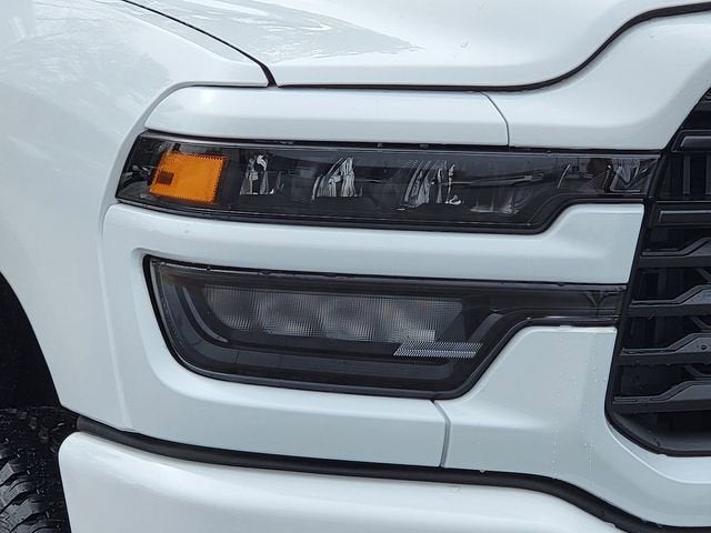 2026 RAM Ram 2500 RAM 2500 BLACK EXPRESS CREW CAB 4X4 6'4' BOX