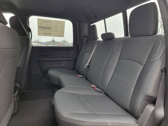 2026 RAM Ram 2500 RAM 2500 BLACK EXPRESS CREW CAB 4X4 6'4' BOX