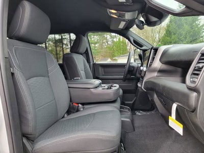 2026 RAM Ram 2500 RAM 2500 BLACK EXPRESS CREW CAB 4X4 6'4' BOX